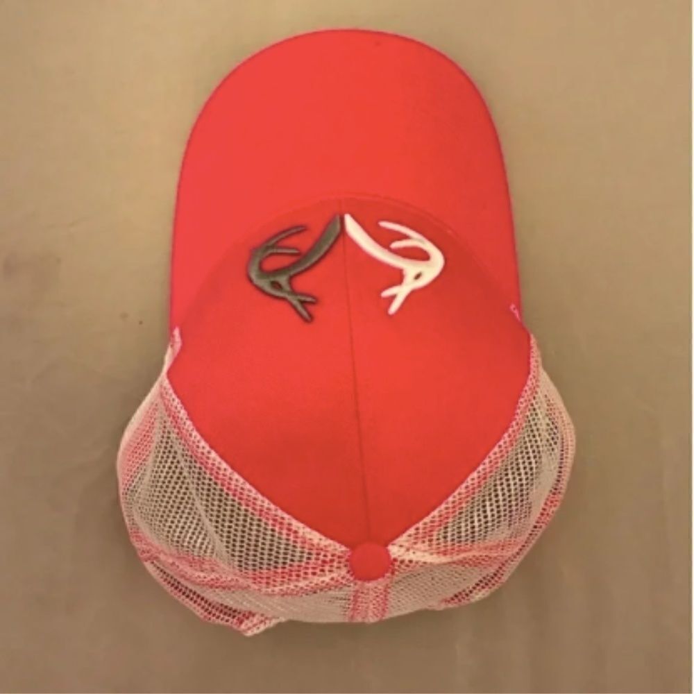 Realtree Pink & White Trucker Hat - Picture 11 of 13